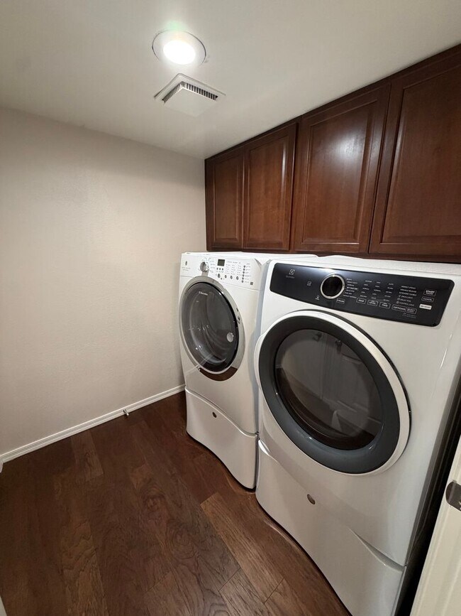 Building Photo - Spacious 3 Bed Tempe Home for Rent!