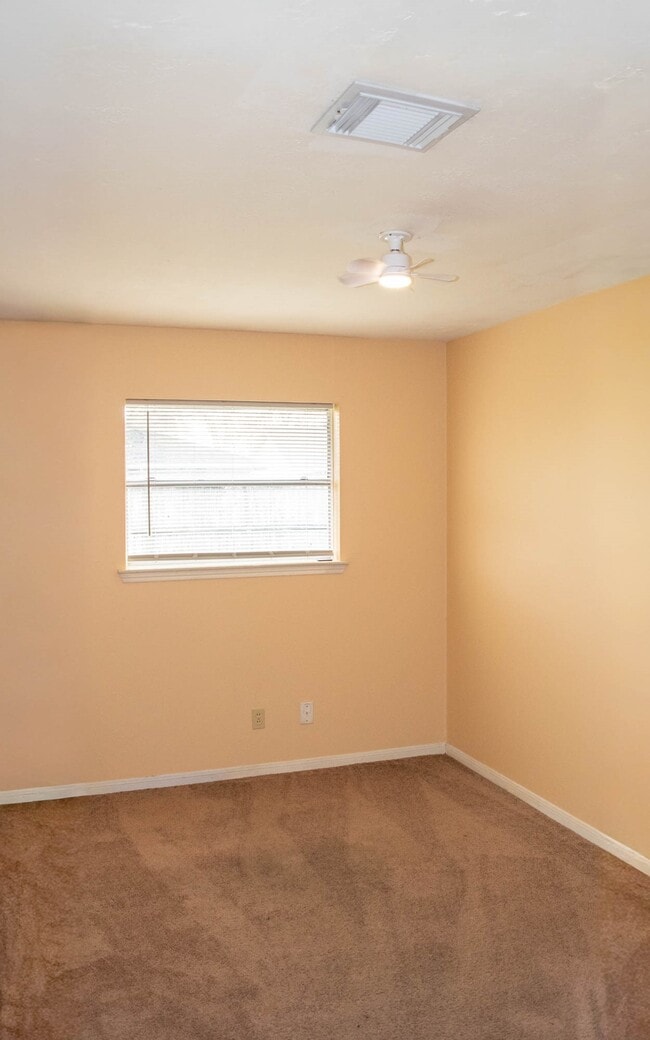 Building Photo - 4826 Redfish Reef Dr