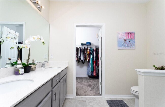 Building Photo - 1784 Chatsworth Cir