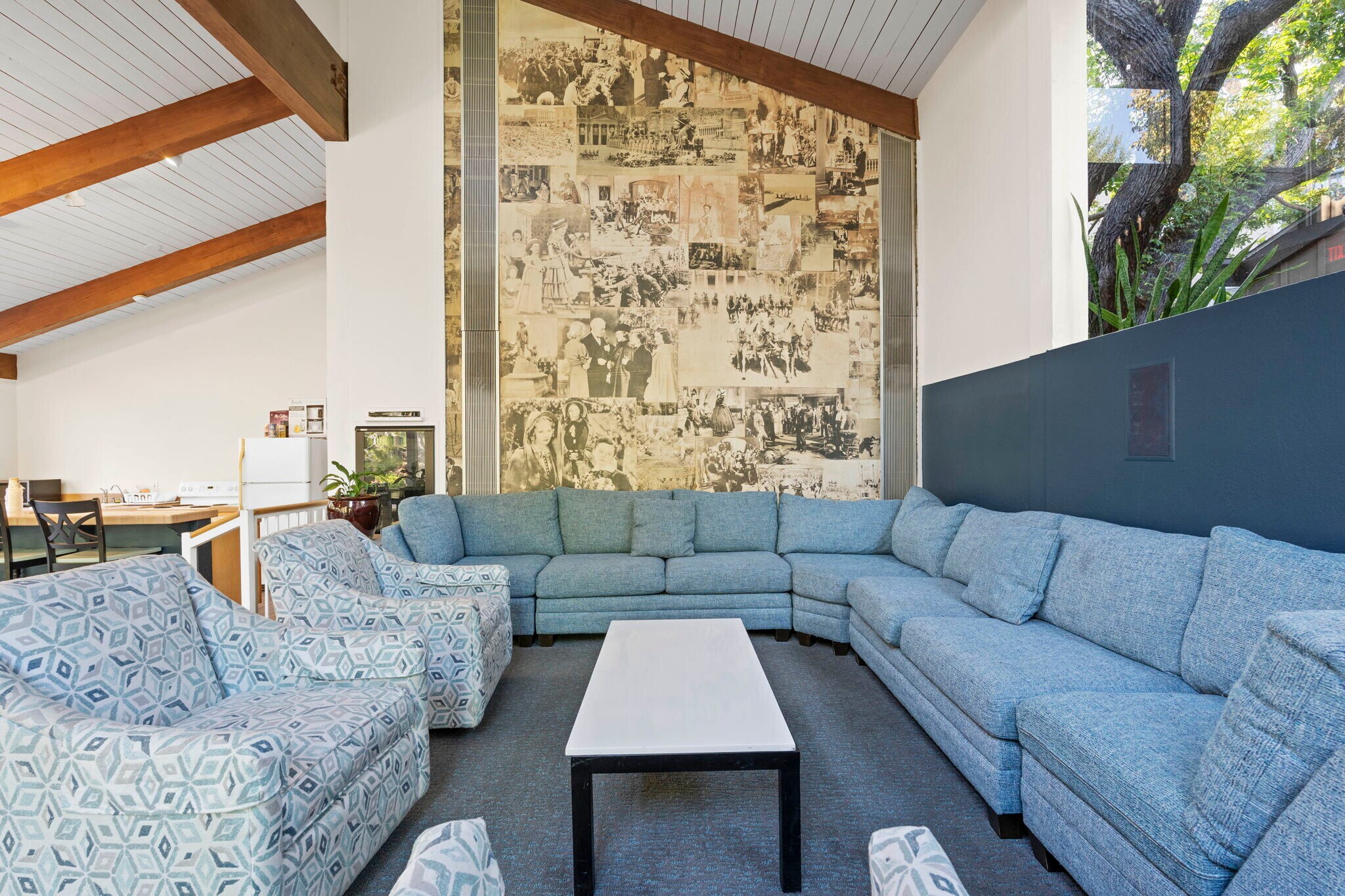 Clubhouse - 3113 Raintree Cir