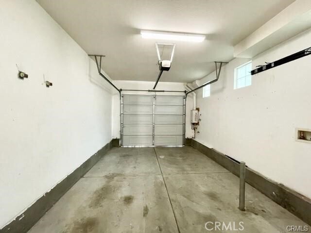 Building Photo - 15447 Pomona Rincon Rd