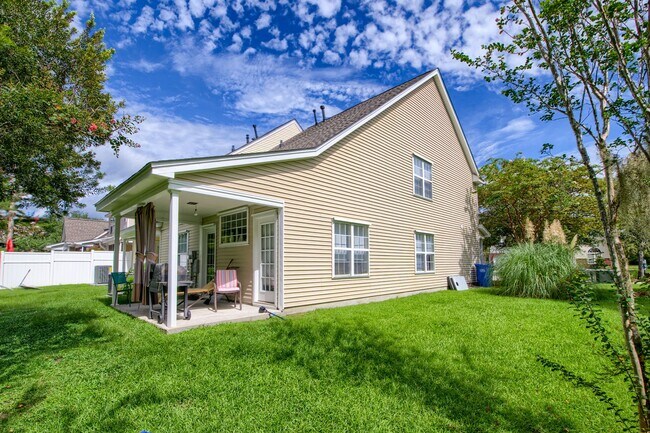 Building Photo - Easy Access to Everything North Charleston Has to Offer