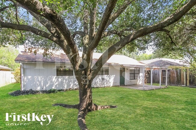 Building Photo - 14135 Rosetta Dr