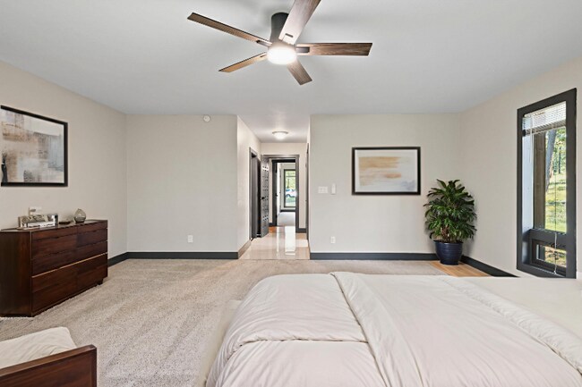 Building Photo - 11130 Burgess Ln