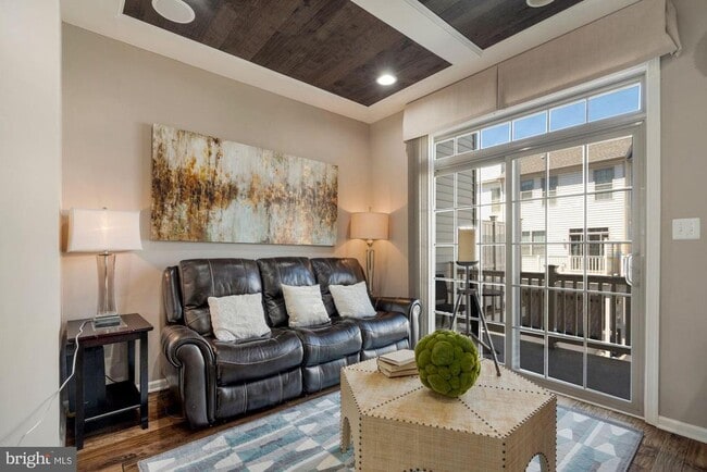 Building Photo - 22595 Willington Square