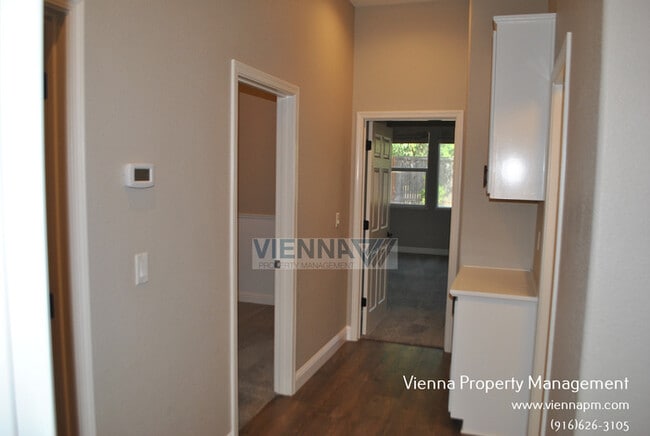 Building Photo - Gorgeous Rocklin Home in a great location