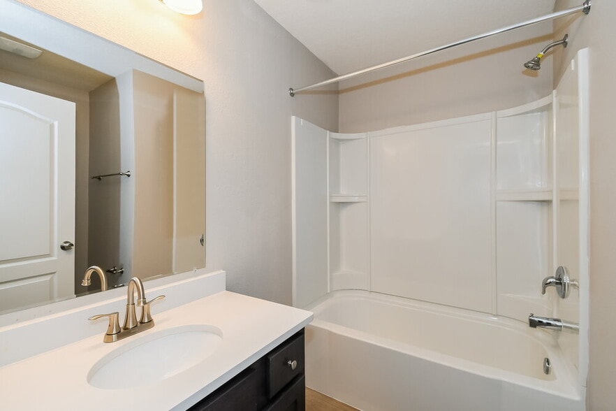 Building Photo - 8334 Cape Fox Dr