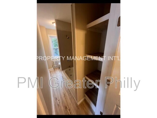 Building Photo - 1511 Arrott St