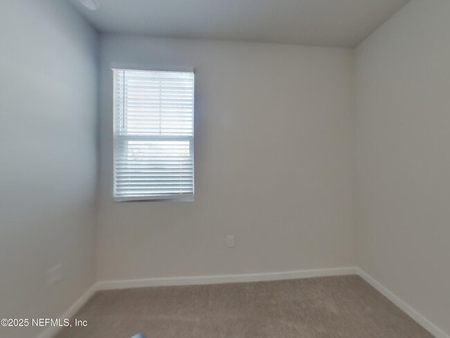 Building Photo - 14881 Praline Ct