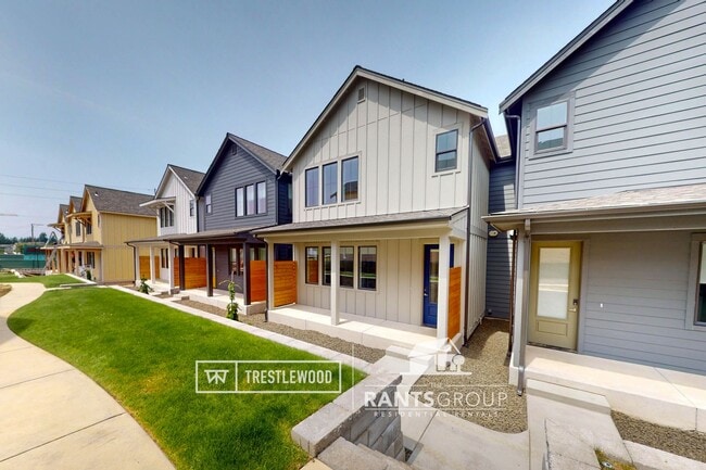Primary Photo - Brand New! Modern Home in Trestlewood – Wh...