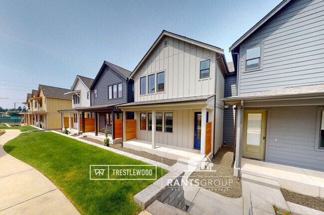 Primary Photo - ***PENDING APPLICATION***Brand New! Modern...