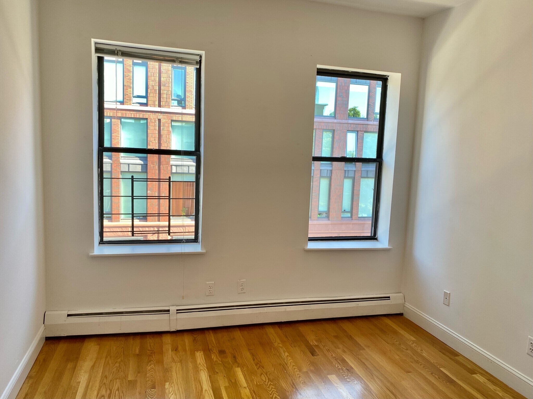 Building Photo - 213 E Berkeley St