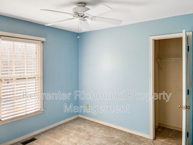 Building Photo - 10292 Wanchese Way