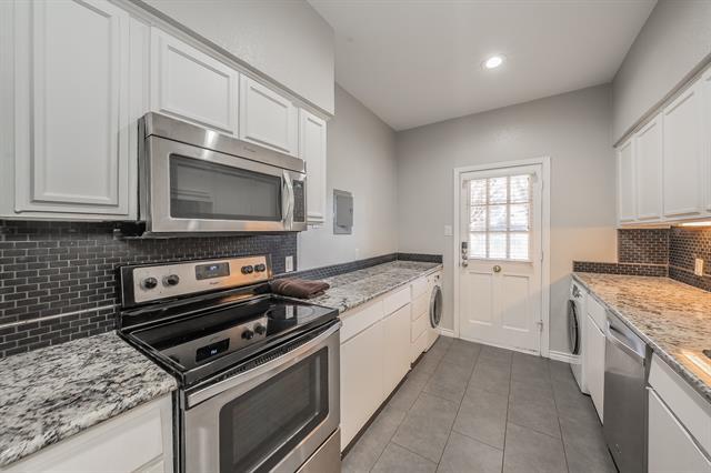 Building Photo - 4343 Bellaire Dr S