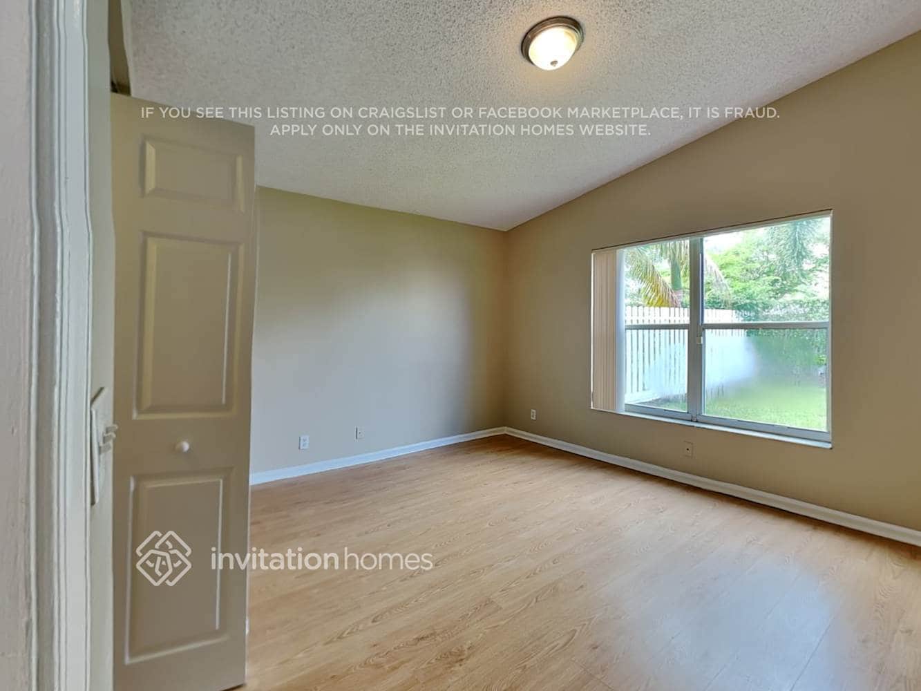 Building Photo - 1876 SW 177th Terrace