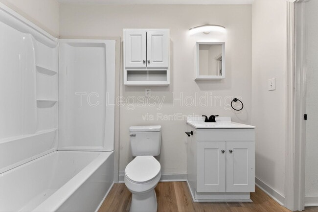 Building Photo - 2008 Pride Ave