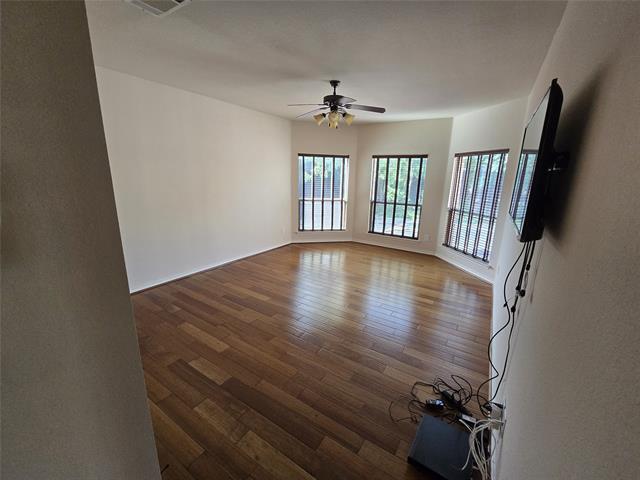 Building Photo - 1437 Tudor Dr