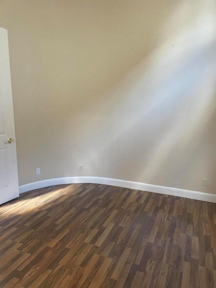Building Photo - 10341 Medicis Pl