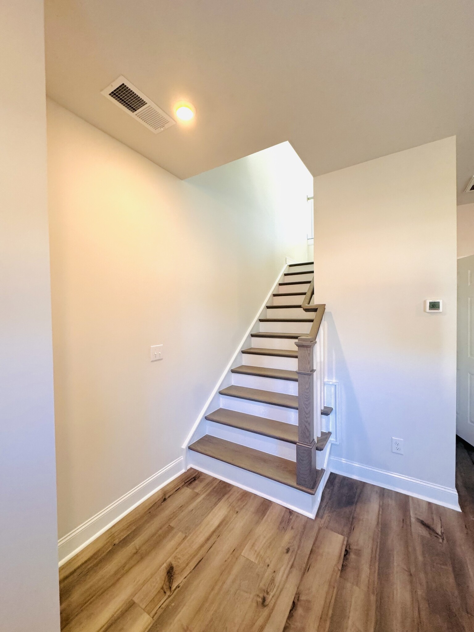 Stairs to second floor - 15313 Ballancroft Pky