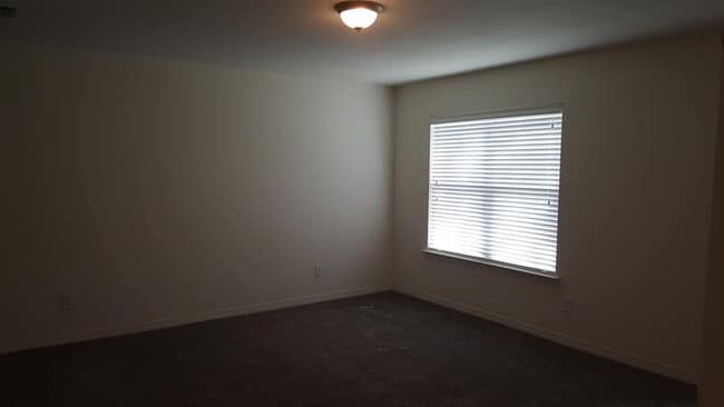 Building Photo - 12747 Westbrook Dr