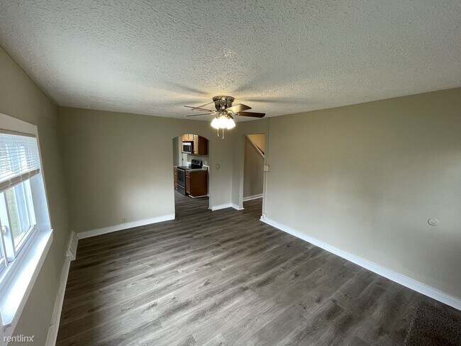 Building Photo - 3 br, 1 bath House - 2418 Dunlap St