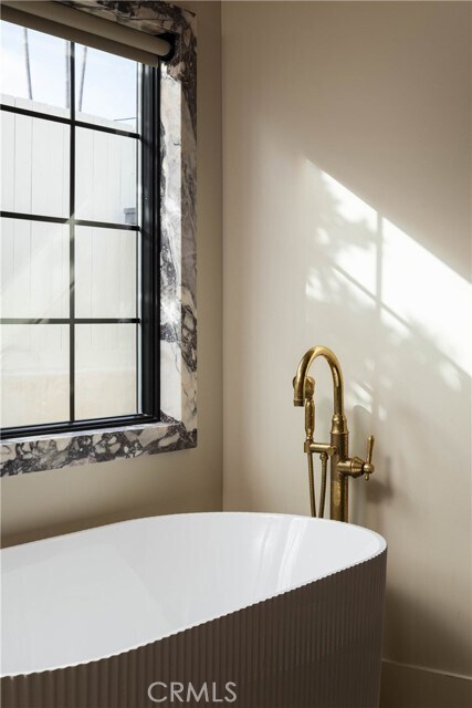 Building Photo - 2703 Via Montecito