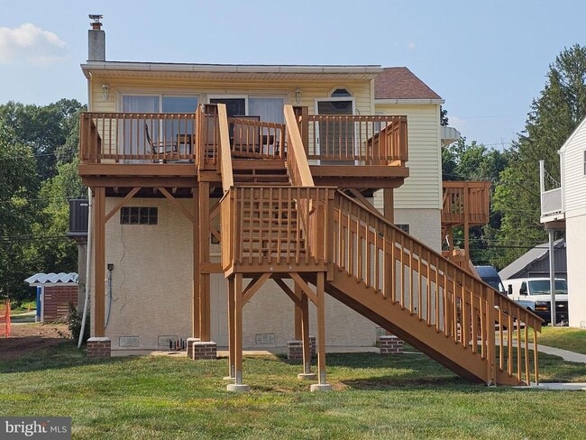 Building Photo - 67 E Indian Ln