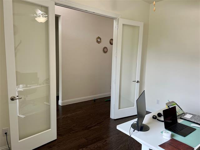 Building Photo - 17220 Eastbrook Dr