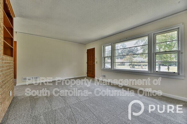 Building Photo - 5912 Barksdale Dr