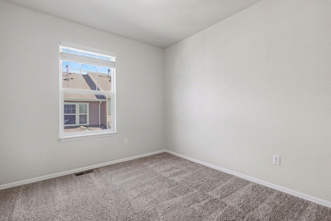 Building Photo - 4822 Condor St