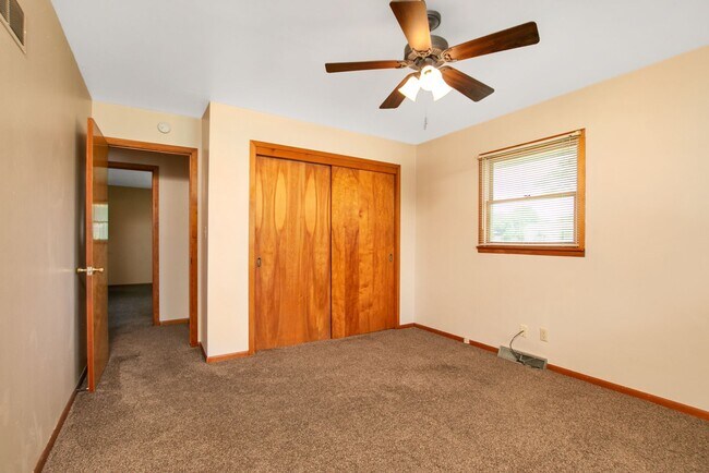 Building Photo - 1111 Wharton Manor Rd