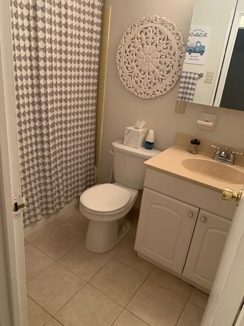 Building Photo - 62 Cavendish Dr