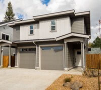 Building Photo - $1,200 Move-In Credit! Brand New 3 Bed Townhome in Prime Location