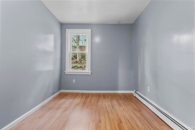 Building Photo - 22 Wyman St