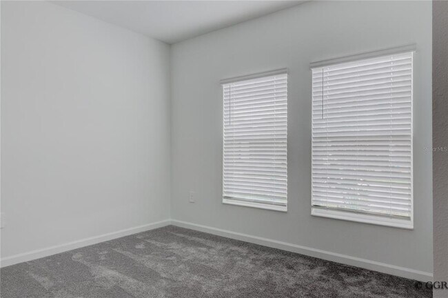 Building Photo - 4975 Worchester Dr