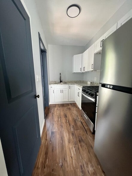 Primary Photo - 713 Baldwin St