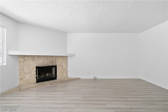 Building Photo - 1409 Cinder Rock Dr