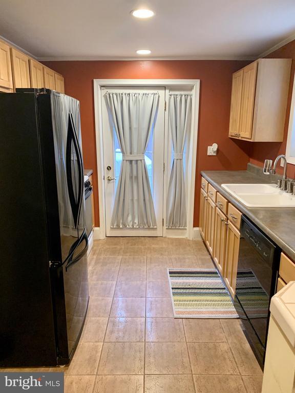 Building Photo - 812 N Judson St