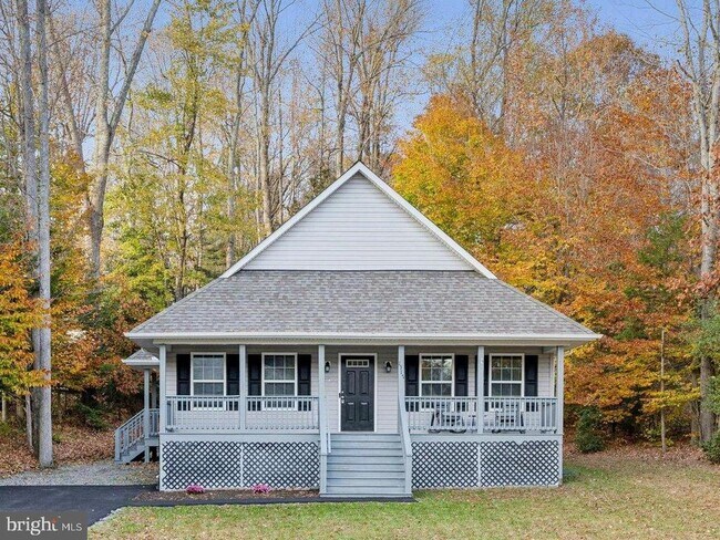 Primary Photo - 1317 Charleston St