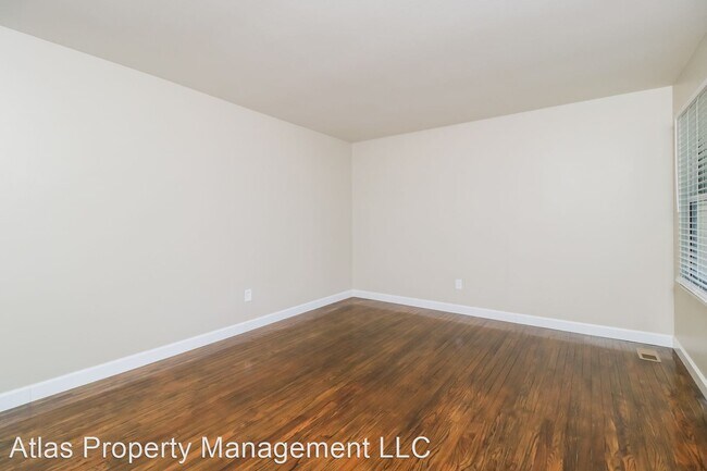 Building Photo - 3 br, 2 bath House - 1030 Lees Lane