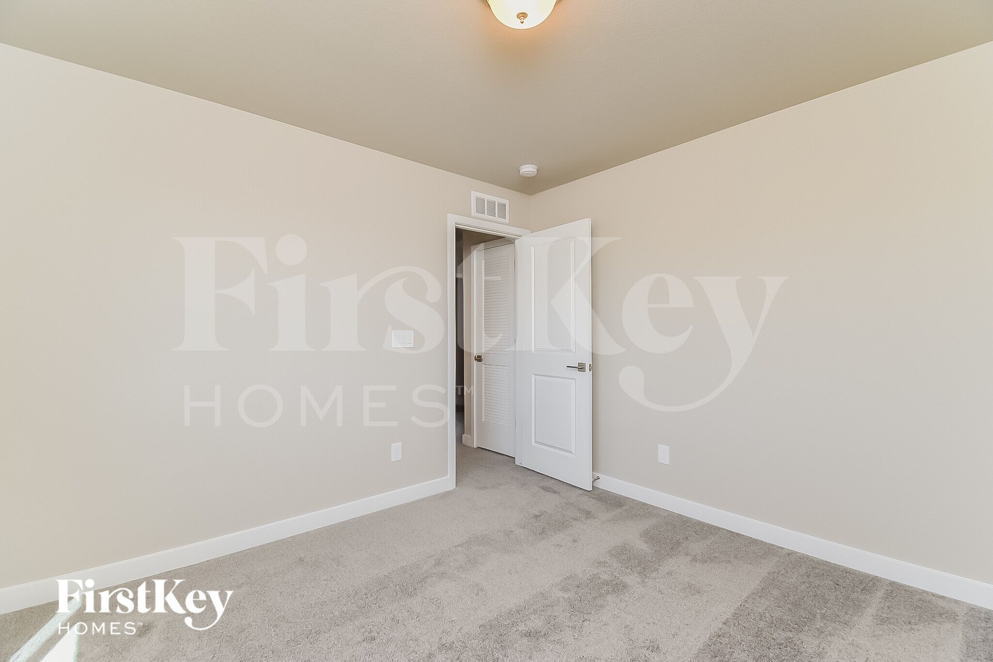 Building Photo - 10471 Horton Dr