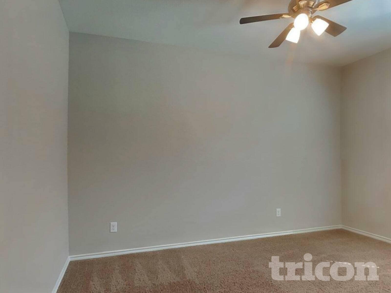 Building Photo - 1304 Glen Ct