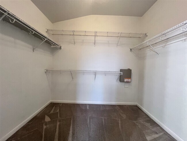 Building Photo - 11750 Pinemeade Ln