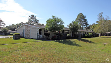 Building Photo - West Park Village