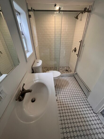 Building Photo - 349 Bellmore Rd