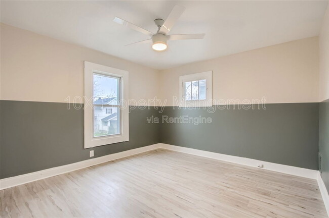 Building Photo - 1099 E 16th Ave