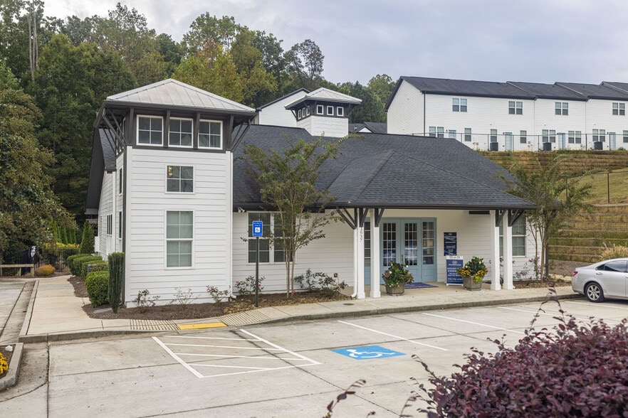 Overlook at Sugar Hill 1637 Marakanda Trl Sugar Hill GA 30518