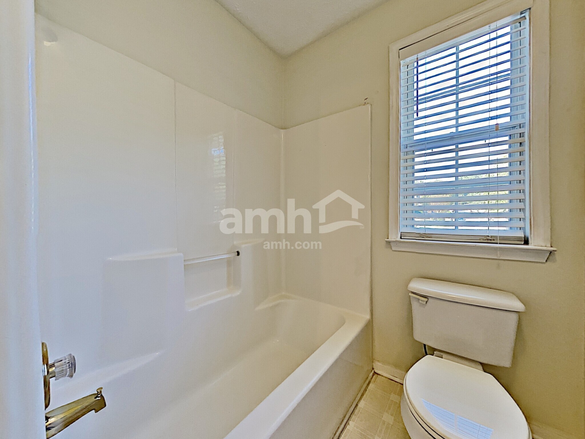 Building Photo - 349 Ethridge Dr NW