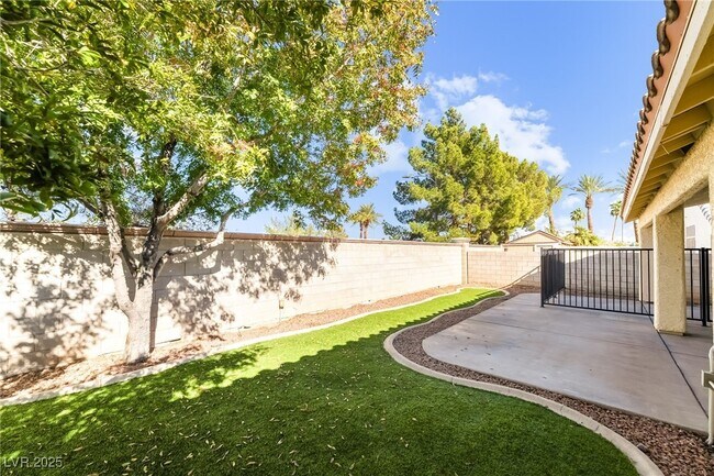 Building Photo - 74 Graythorn Mountain Ct