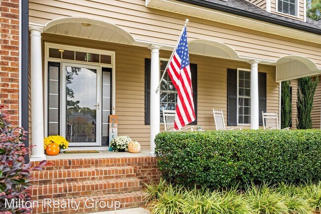 Building Photo - 4 br, 2.5 bath House - 245 Brae Drive